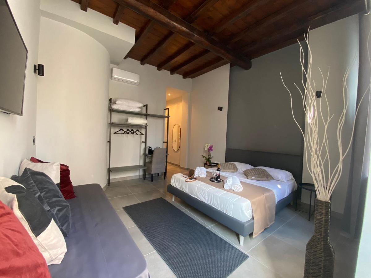 Soha Piazza Di Spagna Boutique Rome Bagian luar foto