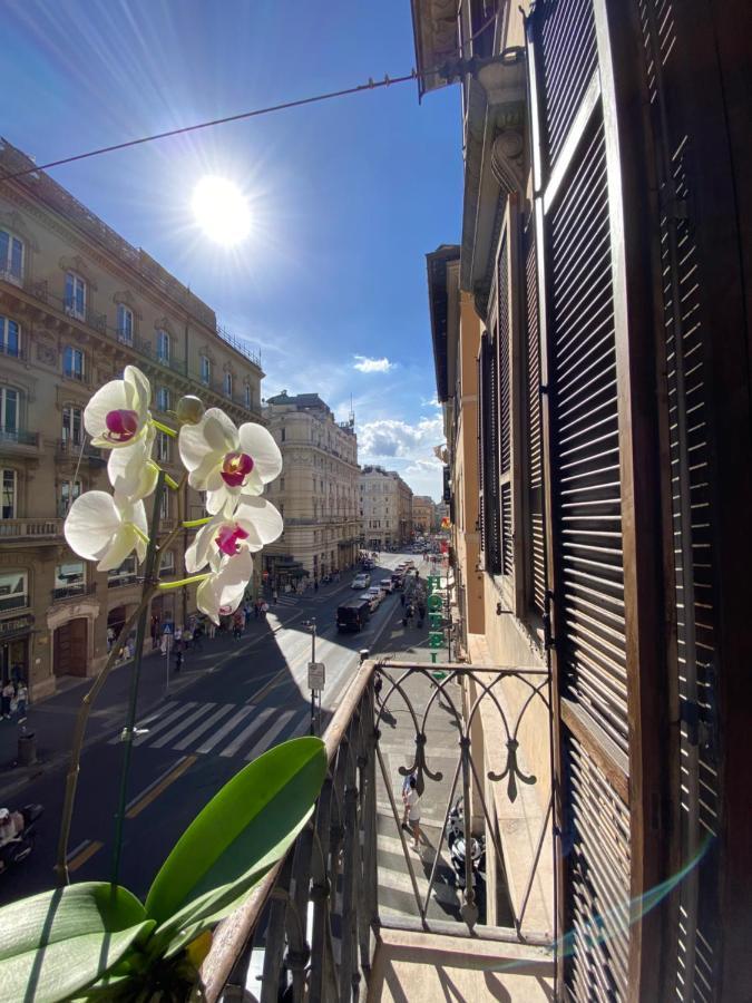 Soha Piazza Di Spagna Boutique Rome Bagian luar foto