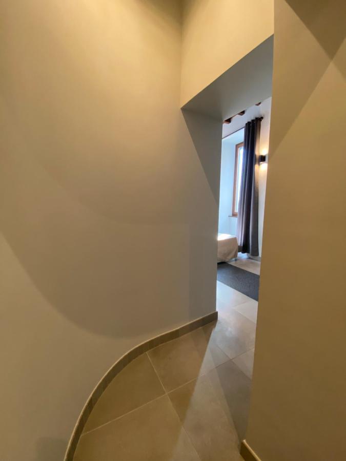 Soha Piazza Di Spagna Boutique Rome Bagian luar foto