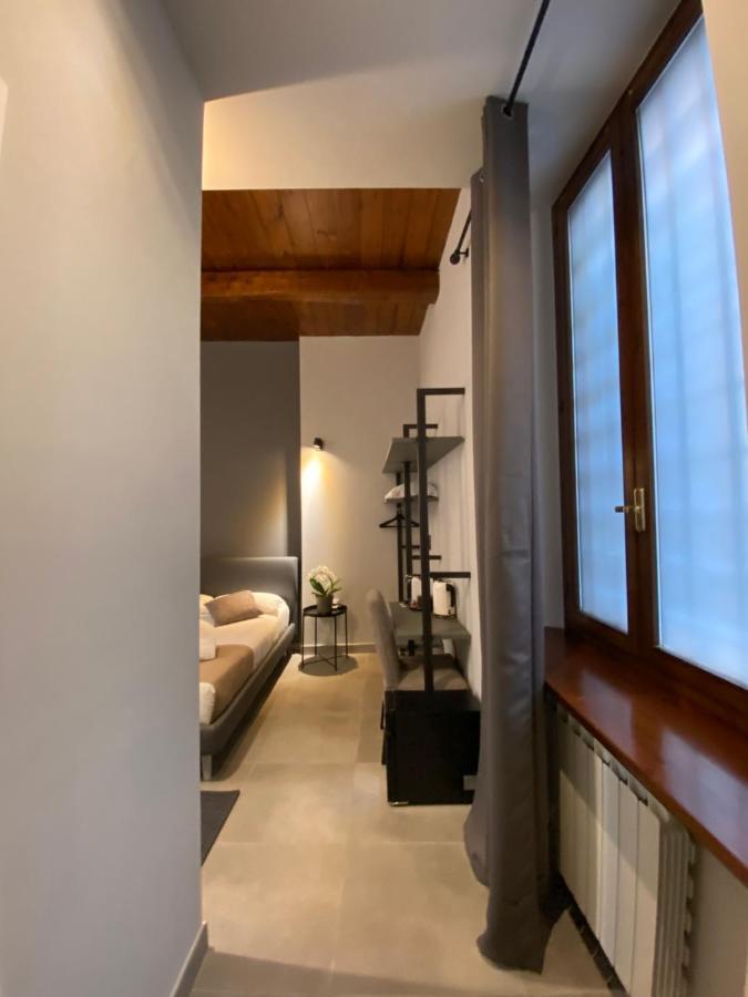 Soha Piazza Di Spagna Boutique Rome Bagian luar foto