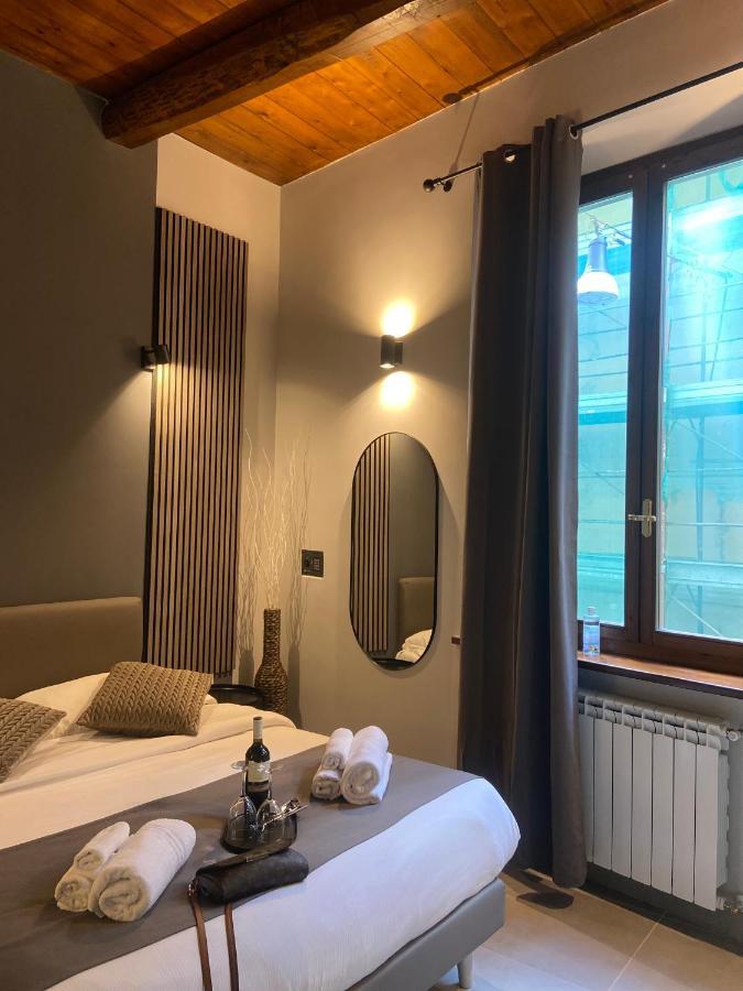 Soha Piazza Di Spagna Boutique Rome Bagian luar foto