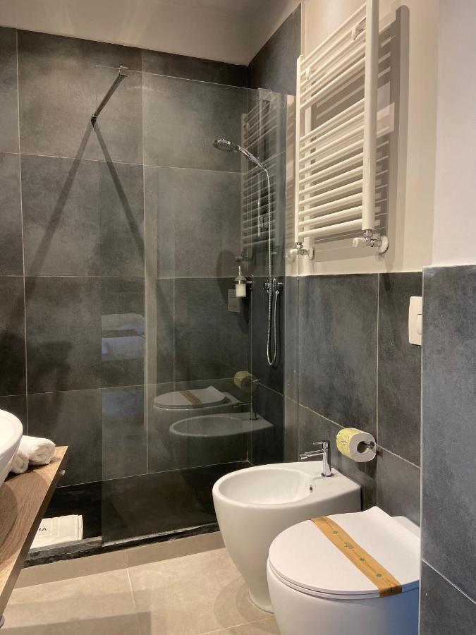 Soha Piazza Di Spagna Boutique Rome Bagian luar foto